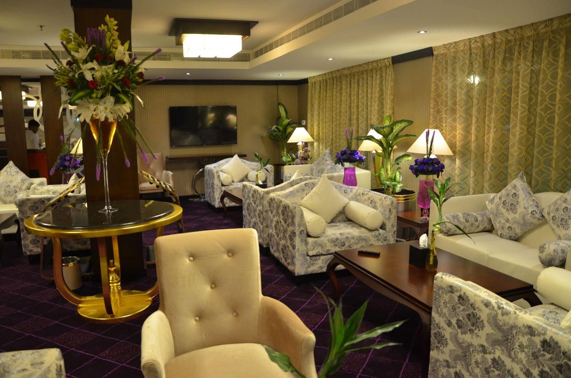 Lavona Hotel Jubail Exterior foto