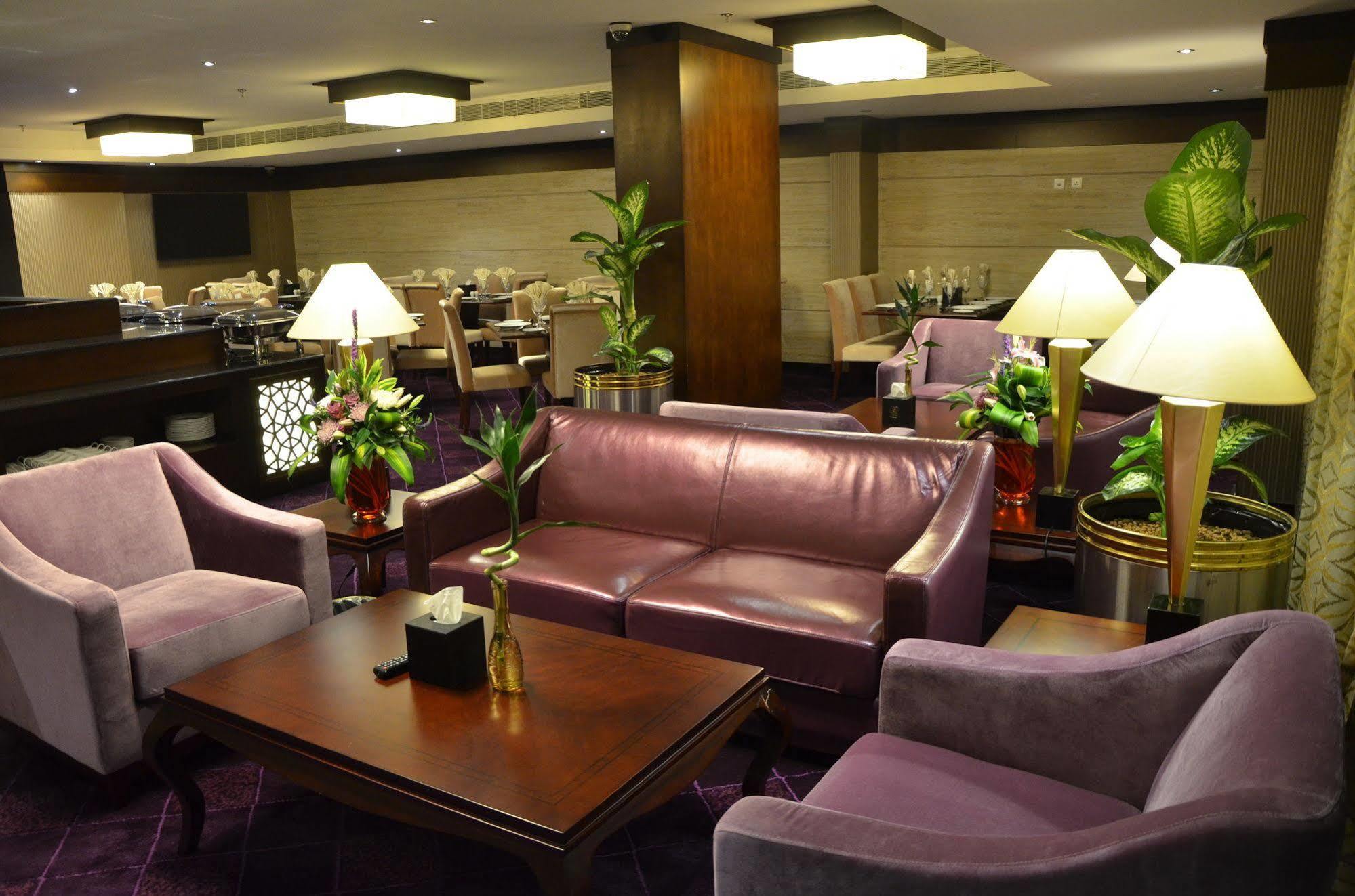 Lavona Hotel Jubail Exterior foto