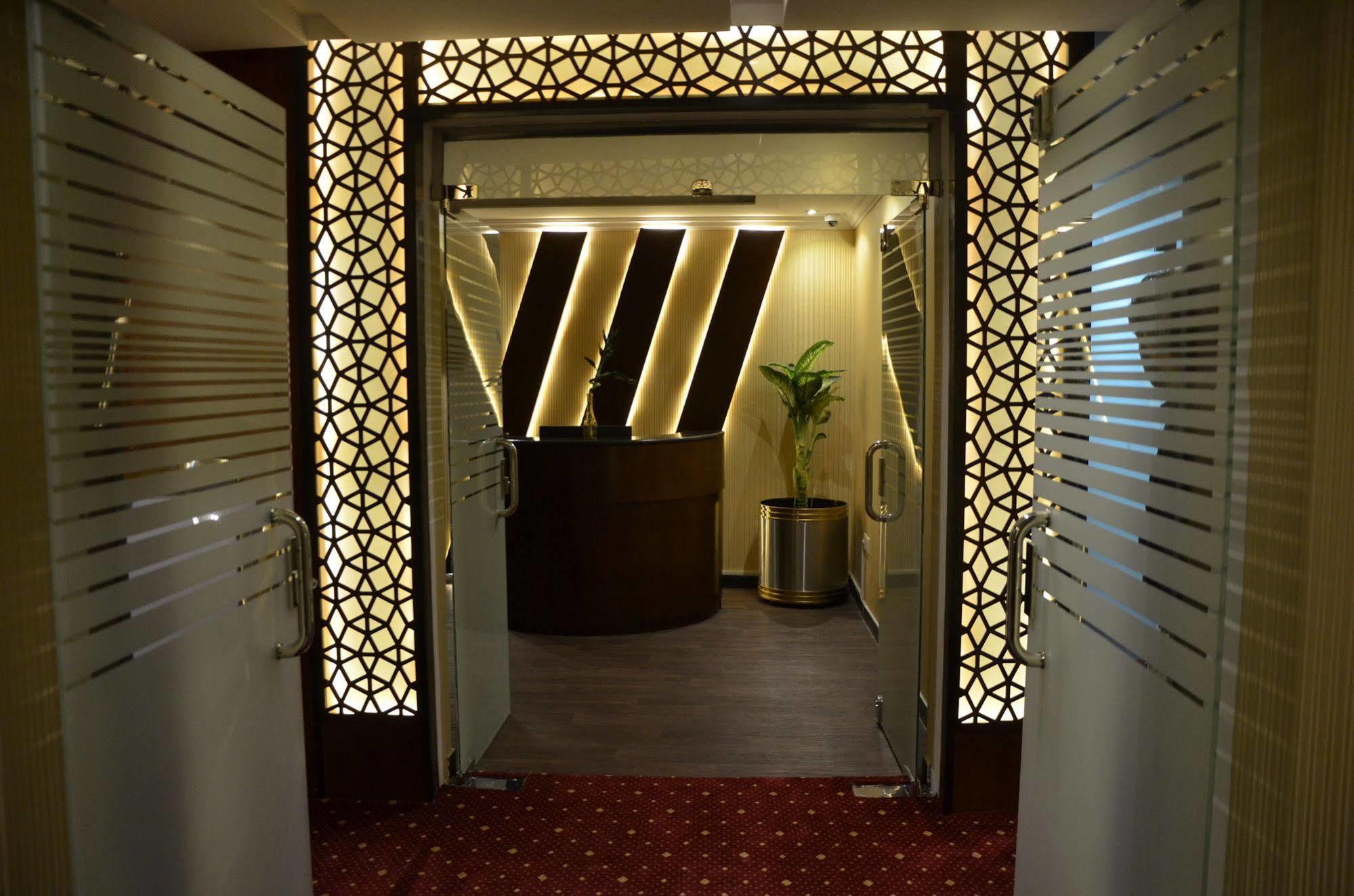 Lavona Hotel Jubail Exterior foto